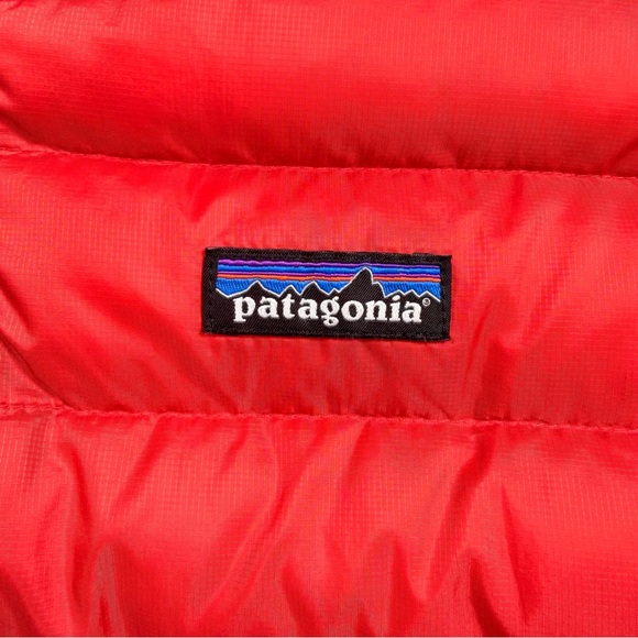 Patagonia Boys Down Sweater Jacket Red Blue Youth M 10 Puffer Winter Coat - Picture 4 of 16